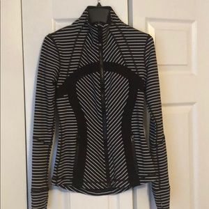 Lululemon Define Jacket! Size 4